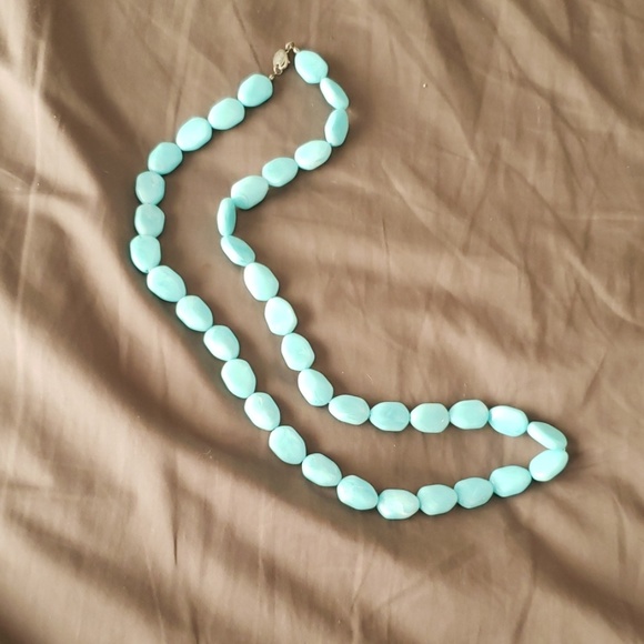 Blue beaded necklace - Picture 2 of 3